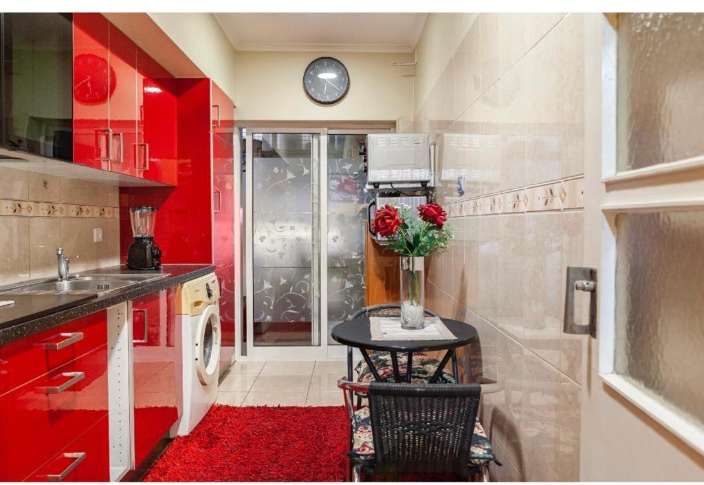 Cantinho Da Lena Homestay *